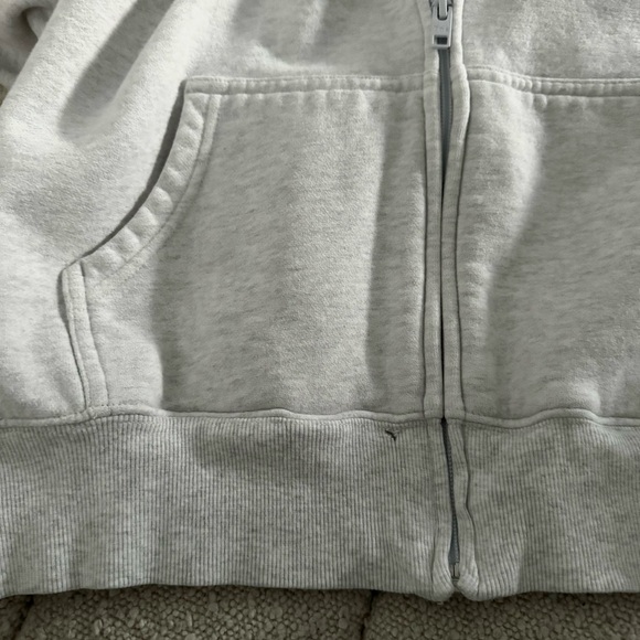 Aritzia Cozy Fleece Boyfriend Boxy Zip Hoodie - Picture 4 of 4